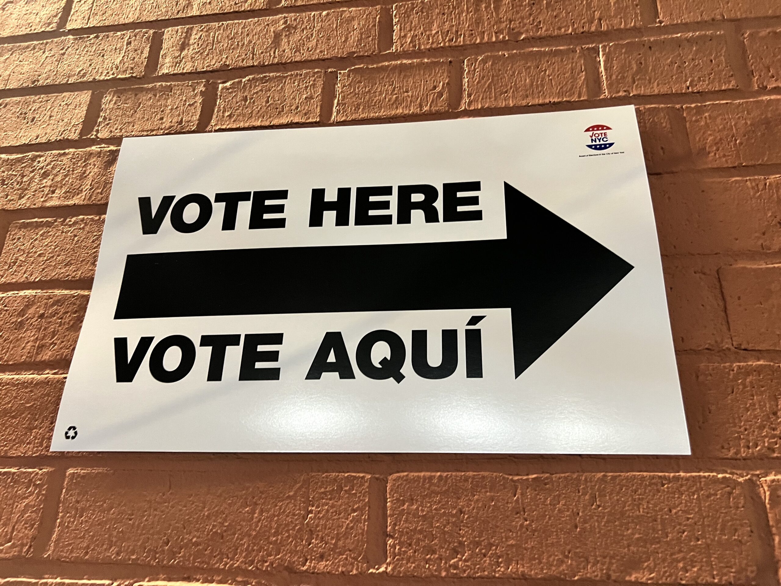 Ballot / Vote Here Sign
