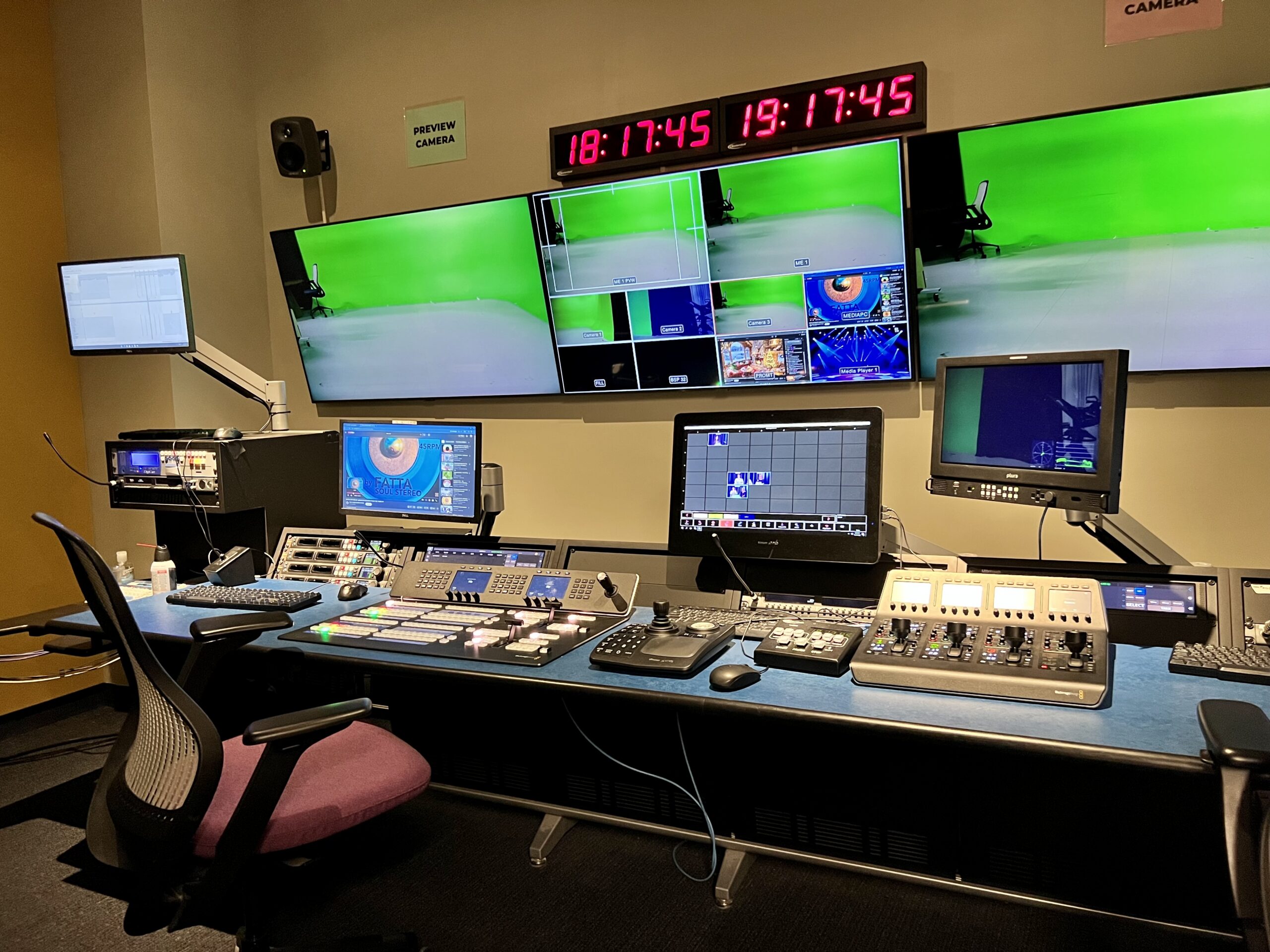 Backstage Studio